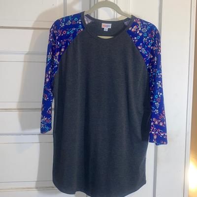 Lularoe Tops | Euc Llr Randy. Xl. Gray Body With Blue Floral Print Sleeves. | Color: Blue/Gray | Size: Xl