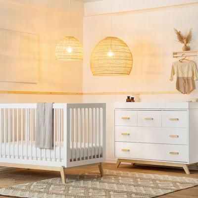 dadada Soho 3-in-1 Convertible Crib + 5-Drawer Dresser Bundle - Natural / White / Natural