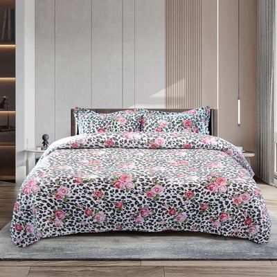 Rose Blossom Quilt Set by Homestyles in Floral (Size KING)