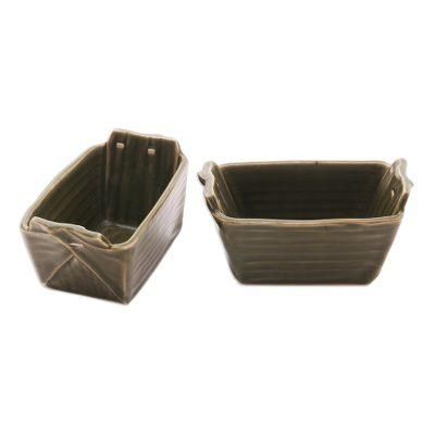 Stoneware ceramic bowls, 'Folded Bananas' (pair)