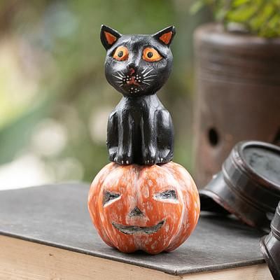 'Halloween-Themed Albesia Wood Cat and Pumpkin Sculpture'