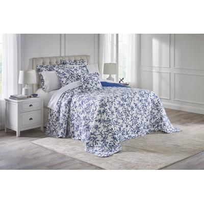 Florence Oversized Bedspread by BrylaneHome in White Blue Bird (Size QUEEN)