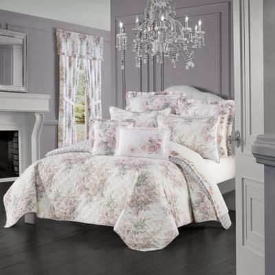 Estelle Blush 3 Piece Quilt Set by Royal Court in Blush (Size KING)
