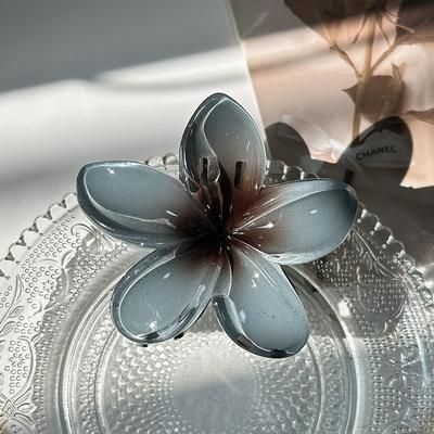 Large Boho Flower Hair Claw Clips For Women, Stylish Hairpins & Barrettes For Beach & Everyday Wear 5