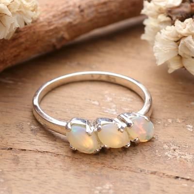 '2-Carat Opal Sterling Silver Multi-Stone Ring from India'