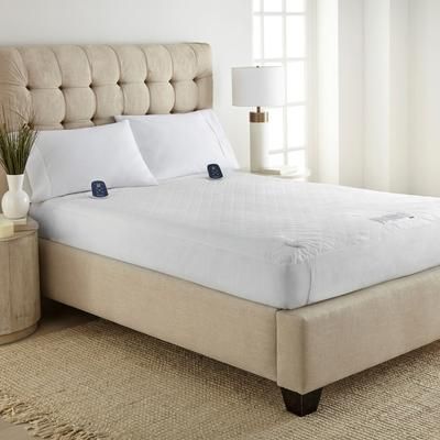 Micro Flannel® Deep Pocket Electric Mattress Pad by BrylaneHome in White (Size KING)