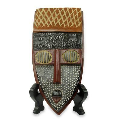 African beaded wood mask, 'Elavanyo'