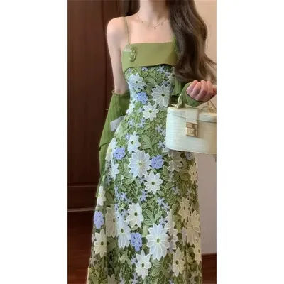 Robe à bretelles vertes creuses en dentelle romantique française Mint Jasmine