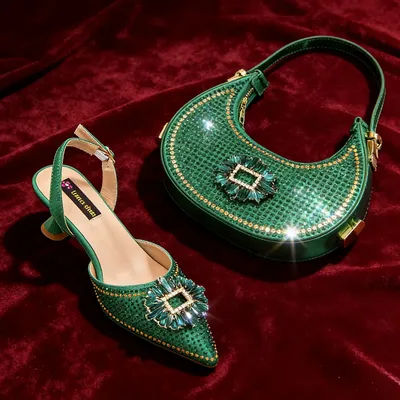 Chaussures à talons hauts confortables et sac assorti, couleur verte, ornées de strass, style mode, à bout pointu, pour femme ou chaussures de ville, collection 2026