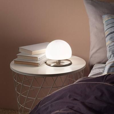 Fabas Luce Lampada da tavolo a LED Morgana, dimmerabile, Bianco / Opale, Camera da letto, Vetro, Moderno, Lampada da tavolo LED