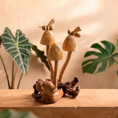 'Bumblebee-Themed Jempinis and Benalu Wood Mushroom Sculpture'