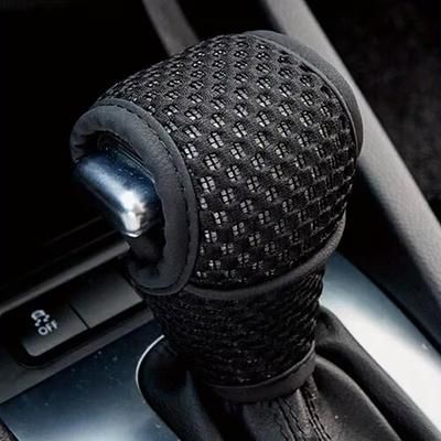 Copertura antiscivolo versatile per il pomello del cambio, progettata specificamente per gli interni dei veicoli con cambio automatico, che offre una presa antiscivolo.