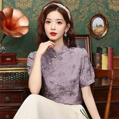 Haut Cheongsam pour femme en jacquard violet avec col mandarin et boutons grenouille, chemisier rétro à manches courtes