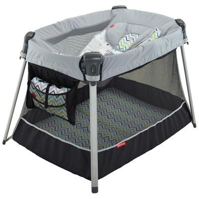Fisher-Price Ultra-Lite Day & Night Play Yard - Chevron Fusion