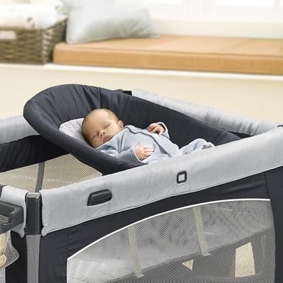 Chicco Lullaby Baby Playard - Lilla
