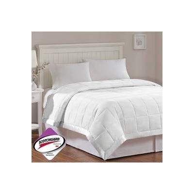 Madison Park Windom Twin Microfiber Down Alternative Blanket w/ 3M Moisture Management in White - Olliix MP51-1613