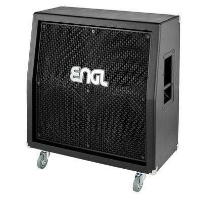 Engl E412VS Pro Gitarrenbox schräg schwarz