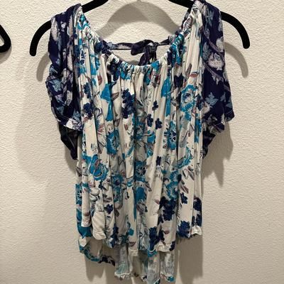 Free People Tops | Free People Baja Babe Floral Blue Open Back Boho Top Small Cold Shoulder | Color: Blue/White | Size: S