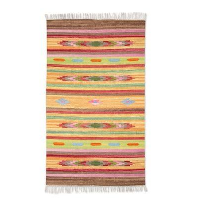 Delhi Colors,'Chevron Pattern Wool Area Rug from India (3x5)'