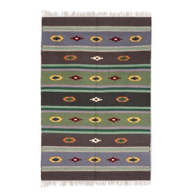 Garden of Stars,'Striped Pattern Geometric Wool Area Rug from India (4x6)'