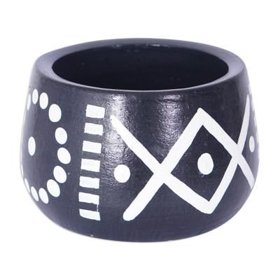 'Geometric-Themed Black & White Ceramic Decorative Flower Pot'