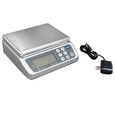 San Jamar SCDG33WD 33 lb Rectagular Wash Down Digital Scale - 8 1/4" x 8 1/2", Stainless Steel