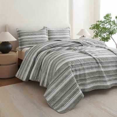 Printed Quilt Set With Tote by BrylaneHome in Gray Stripe (Size KING)