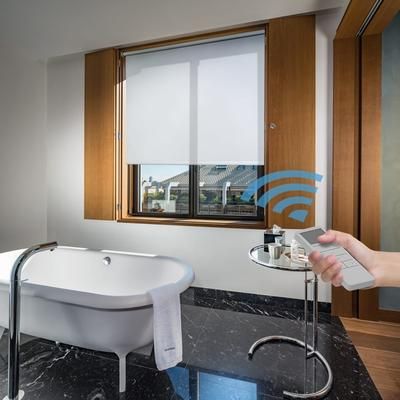 Tenda a rullo motorizzata traslucida bianco 90x250 cm