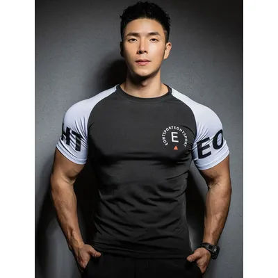Summer Gyms T shirt Men Bodybuilding Fitness quick-dry short sleeve t-shirt Training Tees fashion muscle t shirt man Sportswear