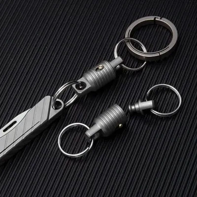 Portable Titanium Alloy Ultralight EDC Keychain Accessories Car Key Ring Outdoor Small Tool 360° Rotatable Keyring Outdoor Tools