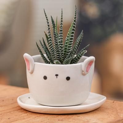 'Handcrafted Bunny-Themed Ceramic Mini Flower Pot (Small)'