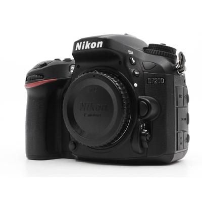 Used Nikon D7200