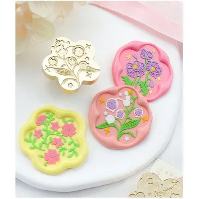 1pc Flower Shaped Wax Seal Stamp，Plant and Flower Series Lacquer Seal for Cards Envelopes Wedding Invitations Scrapbooking