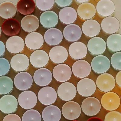 Cire de thé faite à la main, bougie parfumée Oolong de pêche blanche de figue Rose, bougie de bouteille en verre d'aide au sommeil aromatique d'essence de plantes naturelles 1 pièces