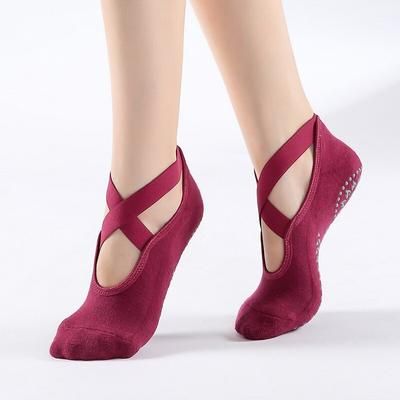 Breathable Bandage Yoga Socks For Women, Non Slip Cotton Barre & Dance Grip Socks wine Red