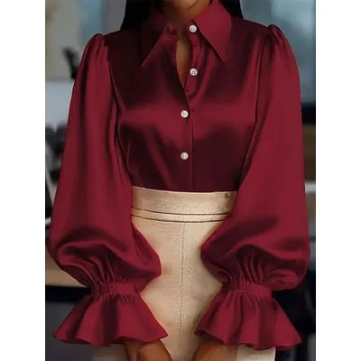 Chemisier élégant en satin avec manches à volants et col boutonné – Haut chic de bureau et tenue décontracté