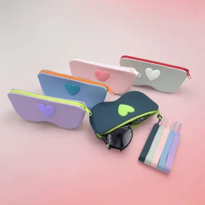 Étui à lunettes en Silicone en forme de cœur, pochette de couleur contrastée, sac de rangement pour lunettes de soleil Durable et Portable, nouvelle collection