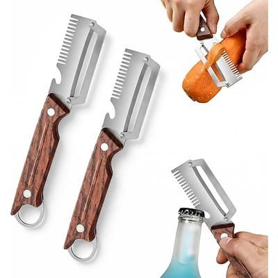 2 pezzi 3 in 1 pelapatate multifunzione con foro per appendere, apribottiglie e grattugia in acciaio inox con manico in legno rinforzato, utensili da cucina per patate, frutta, aglio e carote
