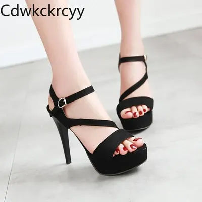Été nouveau style de mode sandales à talons hauts pour femmes couleur unie troupeau Peep Toe boucle talons fins sandales pour femmes haute 12 cm
