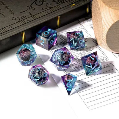 1-7Pcs Dargon Eye DND Dice Set Cat Eye Purple Liquid Core Sharp Edge Handmade Polyhedral Resin Dice for Multi-Sided RPG D6~D20
