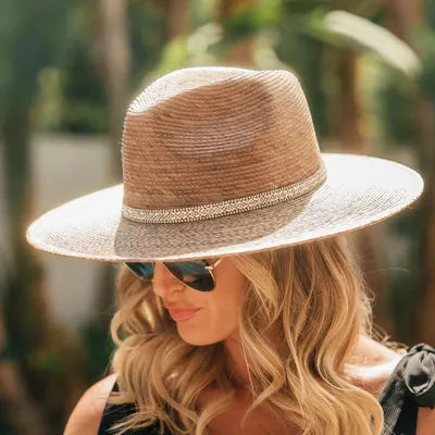 Chapeau Fedora classique en feuilles de palmier naturelles, chapeau jazz, chapeau de soleil à dessus plat pour femmes et hommes, chapeau mexicain pour l'été, la plage et les vacances, chapeau Panama