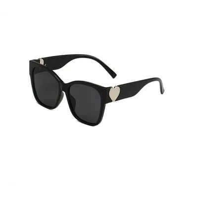 Lunettes de soleil ovales petites pour pique-nique en plein air, monture dorée chic, verres foncés UV400, 4216