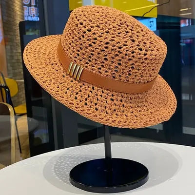 Chapeau de paille tressé ajouré léger à calotte plate pour femme, respirant, idéal pour le soleil, les sorties quotidiennes et le shopping en extérieur