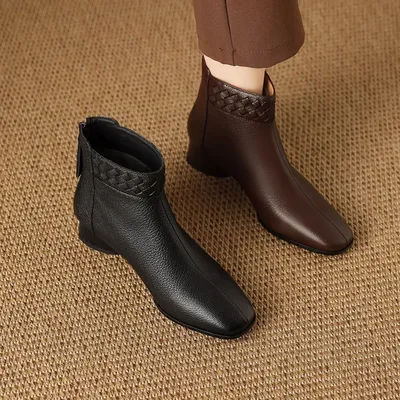 Nouvelles Bottes Courtes Doublées Polaire pour Femme, Style Été 2026, Chaussures en Cuir à Talon Carré et Haut, Automne-Hiver
