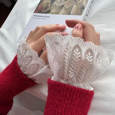 Manchettes Faux Élégantes Polyvalentes 1 Paire de Manches en Dentelle Amovibles pour Femmes Rehaussant Robes et Hauts