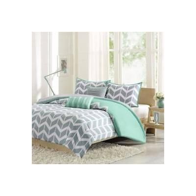 Intelligent Design Nadia Twin/Twin XL Comforter Set in Teal - Olliix ID10-231