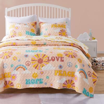 Cassidy Quilt and Pillow Sham Set by Greenland Home Fashions in Peach (Size TWIN/TWINXL)