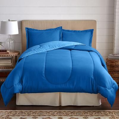 BH Studio Reversible Comforter by BH Studio in Ocean Blue Marine Blue (Size KING)