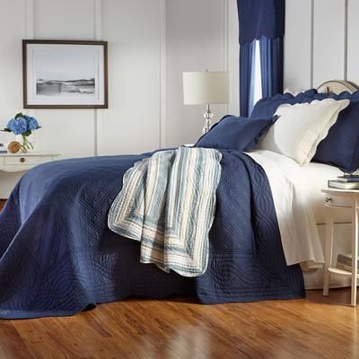 100% Cotton Florence Oversized Bedspread by BrylaneHome in Navy (Size TWIN)