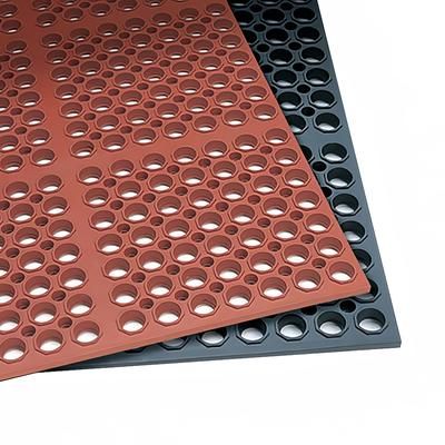Cactus Mat 2521-C3 VIP Lite Anti Fatigue Mat - 2 2/5' x 3 1/4', Rubber, Black, 1/2" Thick